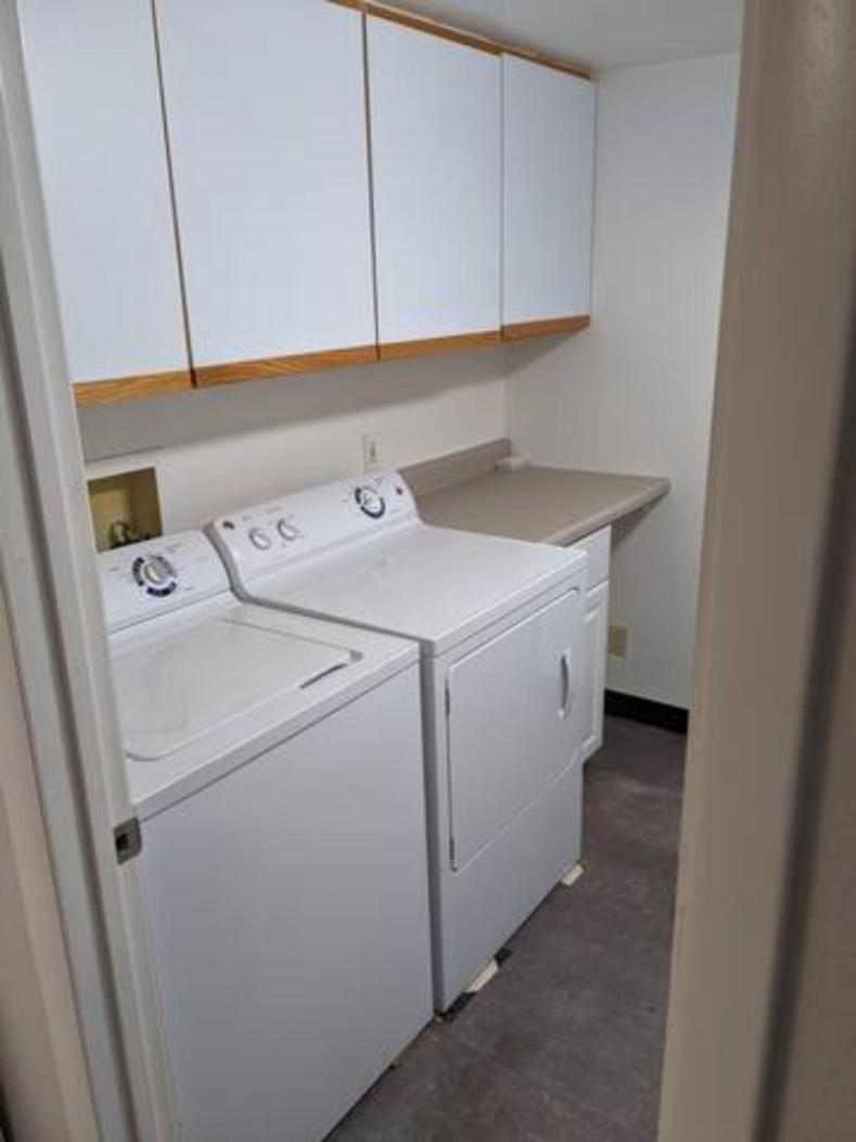 Little Blue Bungalow On Boise'S Bench, Pet Friendly, Fully Fenced Yard With Doggie Door! 2 Miles From Bsu, 5 Minutes From Downtown Boise, Desk And Workstation For Remote Workers, 2 Tv'S Large Walk-In Closet, Good For Mid-Term Stays Экстерьер фото