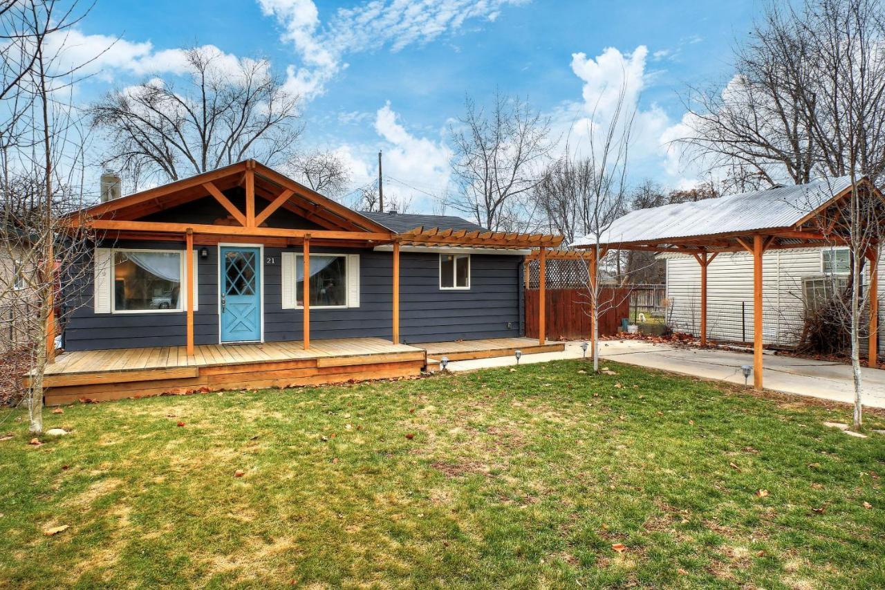 Little Blue Bungalow On Boise'S Bench, Pet Friendly, Fully Fenced Yard With Doggie Door! 2 Miles From Bsu, 5 Minutes From Downtown Boise, Desk And Workstation For Remote Workers, 2 Tv'S Large Walk-In Closet, Good For Mid-Term Stays Экстерьер фото