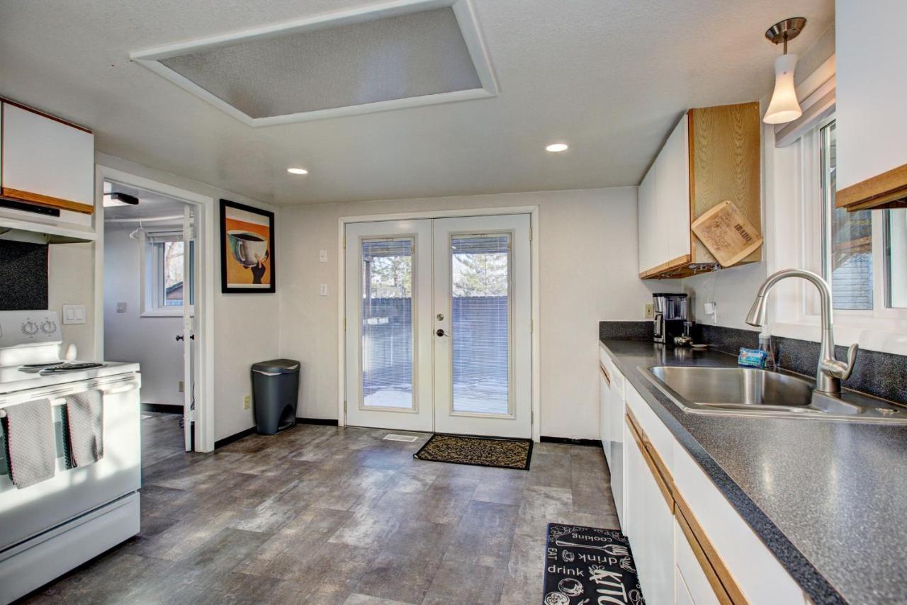 Little Blue Bungalow On Boise'S Bench, Pet Friendly, Fully Fenced Yard With Doggie Door! 2 Miles From Bsu, 5 Minutes From Downtown Boise, Desk And Workstation For Remote Workers, 2 Tv'S Large Walk-In Closet, Good For Mid-Term Stays Экстерьер фото