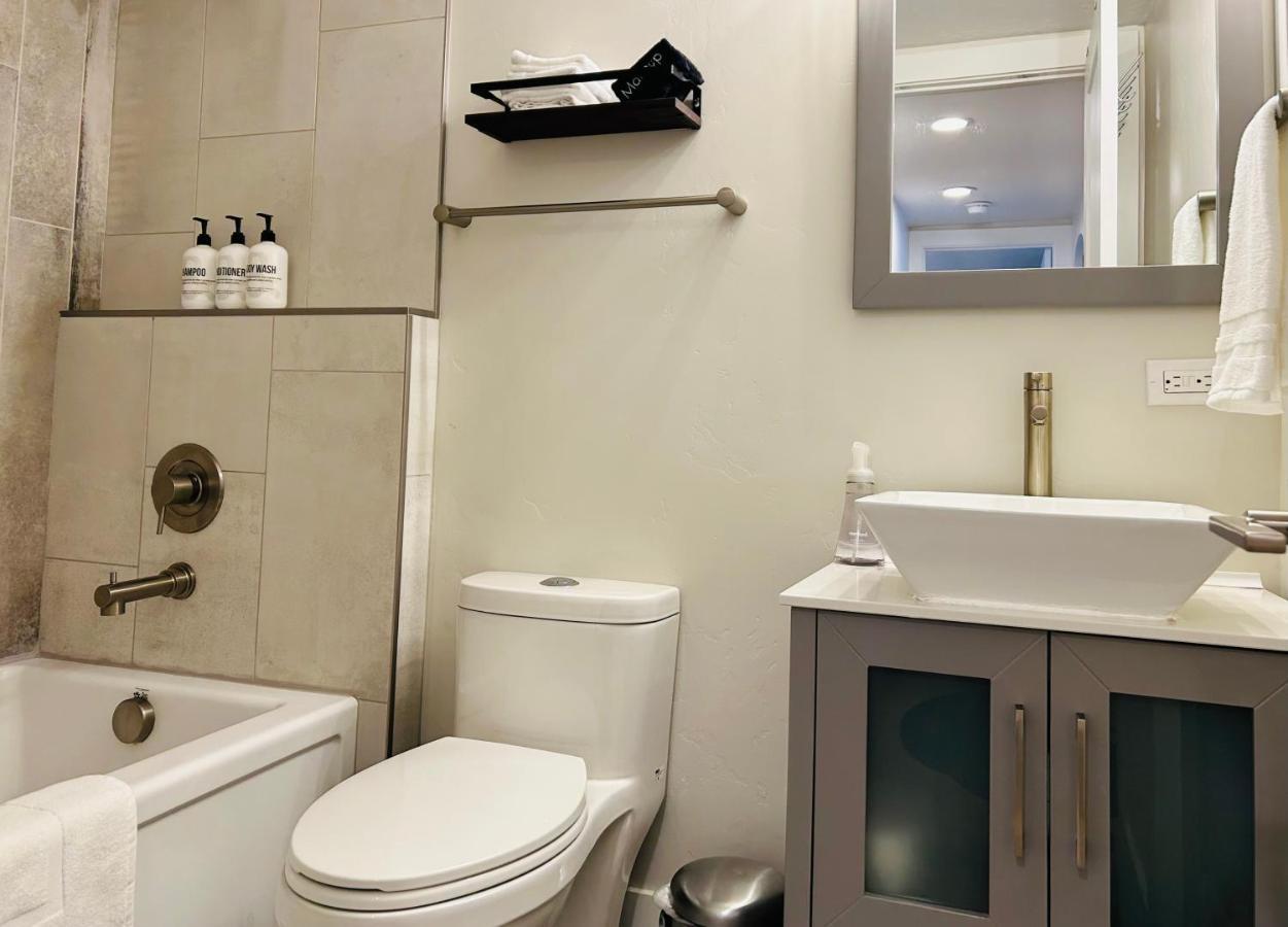 Little Blue Bungalow On Boise'S Bench, Pet Friendly, Fully Fenced Yard With Doggie Door! 2 Miles From Bsu, 5 Minutes From Downtown Boise, Desk And Workstation For Remote Workers, 2 Tv'S Large Walk-In Closet, Good For Mid-Term Stays Экстерьер фото