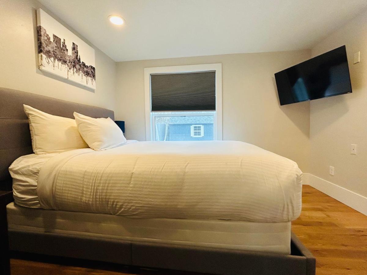 Little Blue Bungalow On Boise'S Bench, Pet Friendly, Fully Fenced Yard With Doggie Door! 2 Miles From Bsu, 5 Minutes From Downtown Boise, Desk And Workstation For Remote Workers, 2 Tv'S Large Walk-In Closet, Good For Mid-Term Stays Экстерьер фото